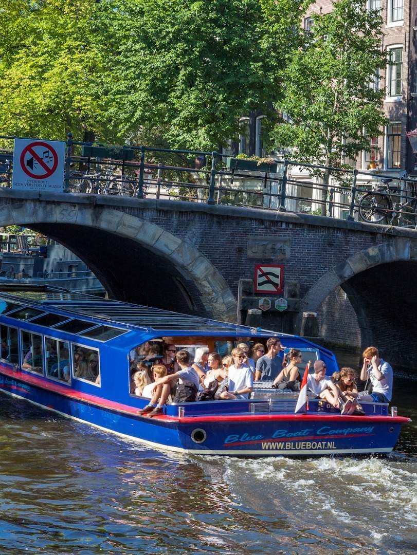 Canal cruise Amsterdam